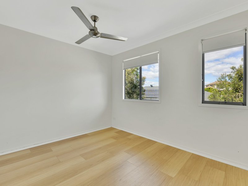 Photo - Unit 2/22 Windsor Street, Flagstone QLD 4280 - Image 15