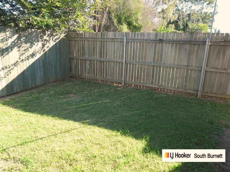 Photo - Unit 2/23 Martin Place, Kingaroy QLD 4610 - Image 3