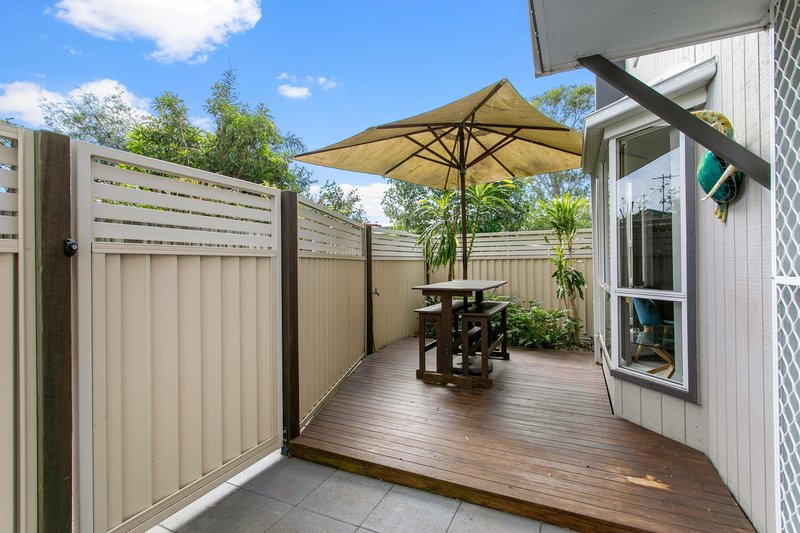 Photo - Unit 2/23 Rosella St , Bongaree QLD 4507 - Image 7