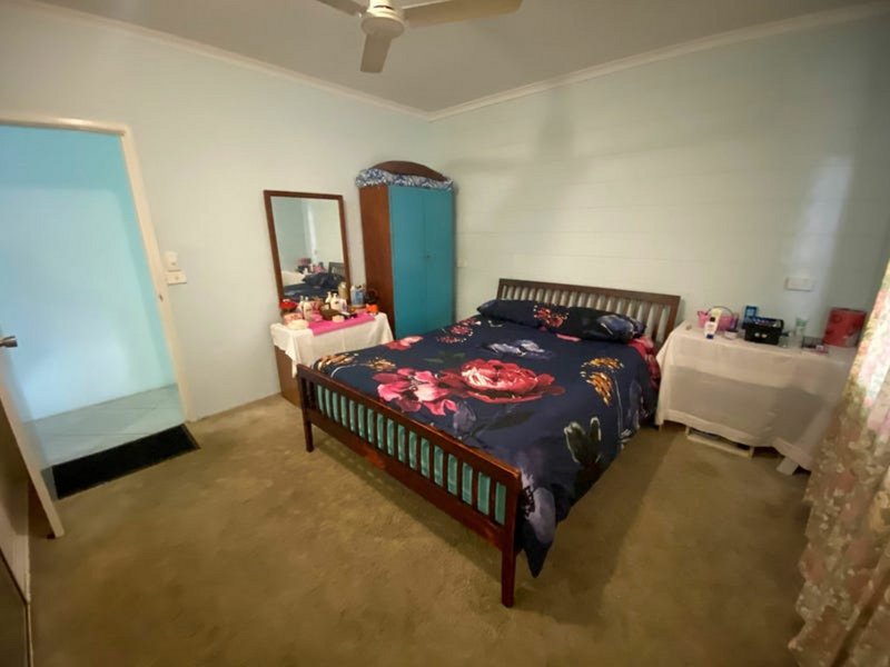 Photo - Unit 2/254 Walsh Street, Mareeba QLD 4880 - Image 7