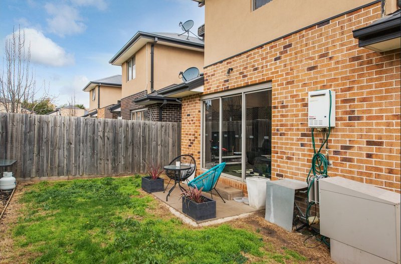 Photo - Unit 22/65-67 Tootal Rd , Dingley Village VIC 3172 - Image 4