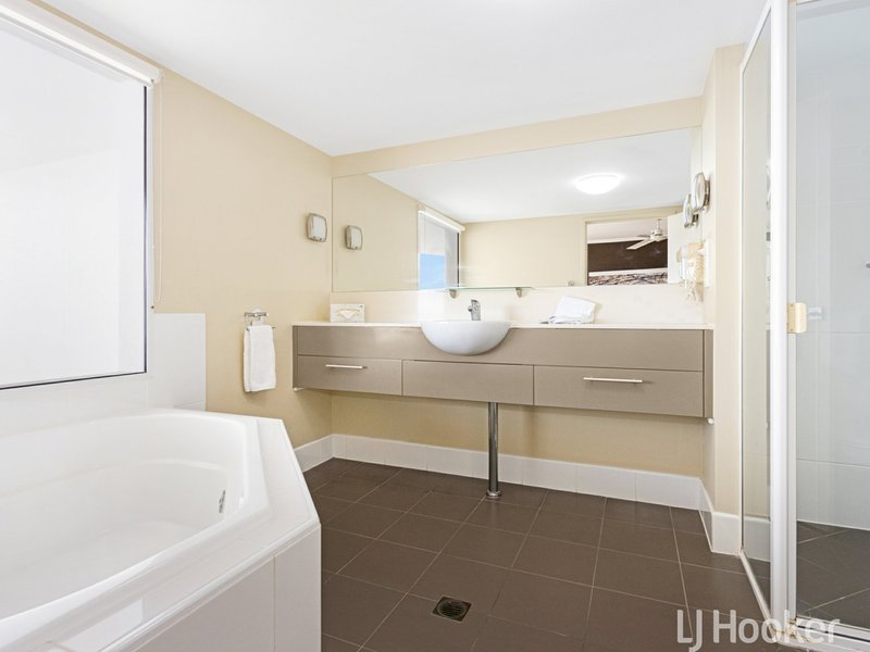 Photo - Unit 226/569 Esplanade , Urangan QLD 4655 - Image 10