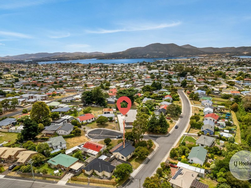 Photo - Unit 2/28 Frome Street, Glenorchy TAS 7010 - Image 2