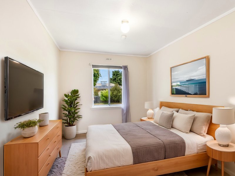 Photo - Unit 2/28 Frome Street, Glenorchy TAS 7010 - Image 12