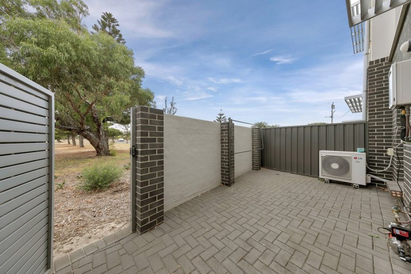 Photo - Unit 2/280 Military Road, Semaphore Park SA 5019 - Image 12