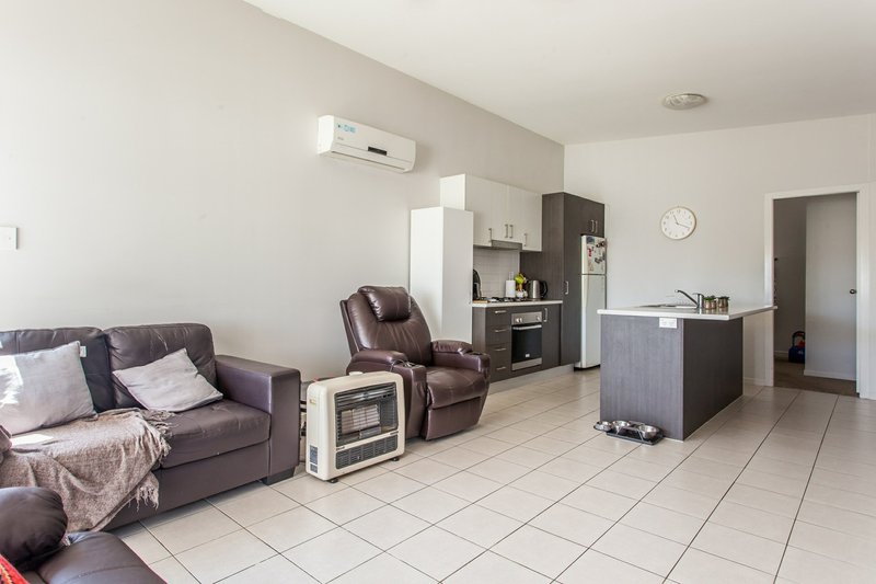 Photo - Unit 2/29 Daniel Street, Cessnock NSW 2325 - Image 9