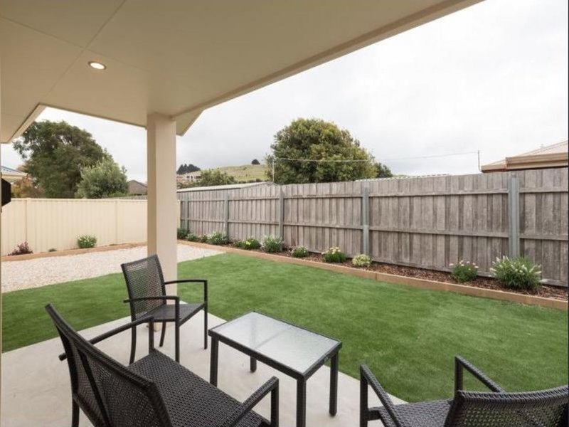 Photo - Unit 2/29 Freestone Crescent, Wynyard TAS 7325 - Image 14