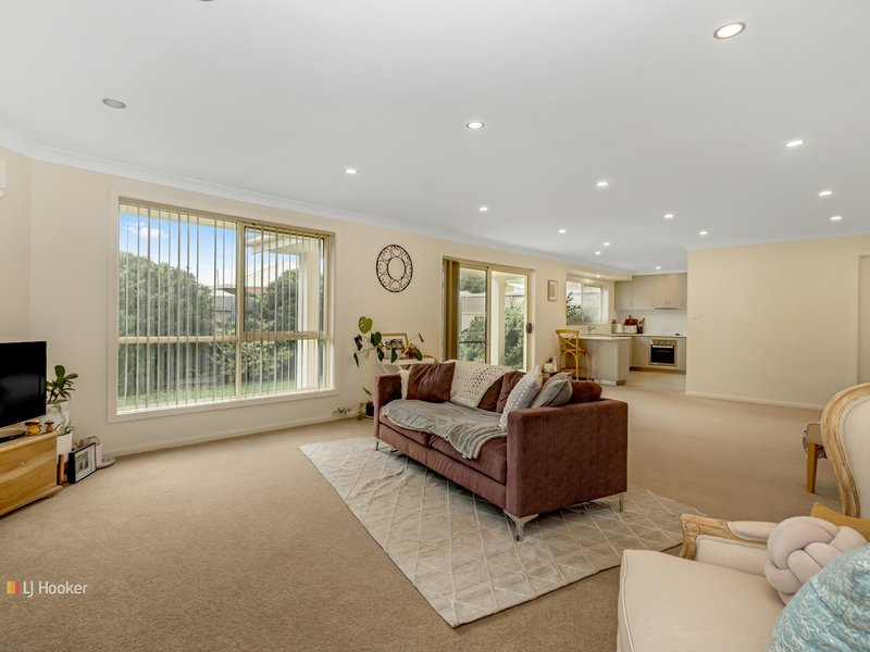 Photo - Unit 2/29 Freestone Crescent, Wynyard TAS 7325 - Image 5