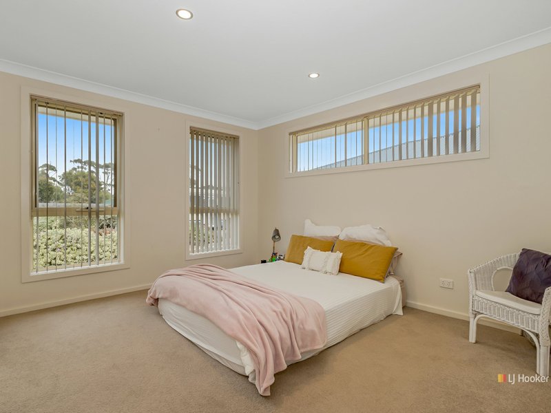 Photo - Unit 2/29 Freestone Crescent, Wynyard TAS 7325 - Image 9