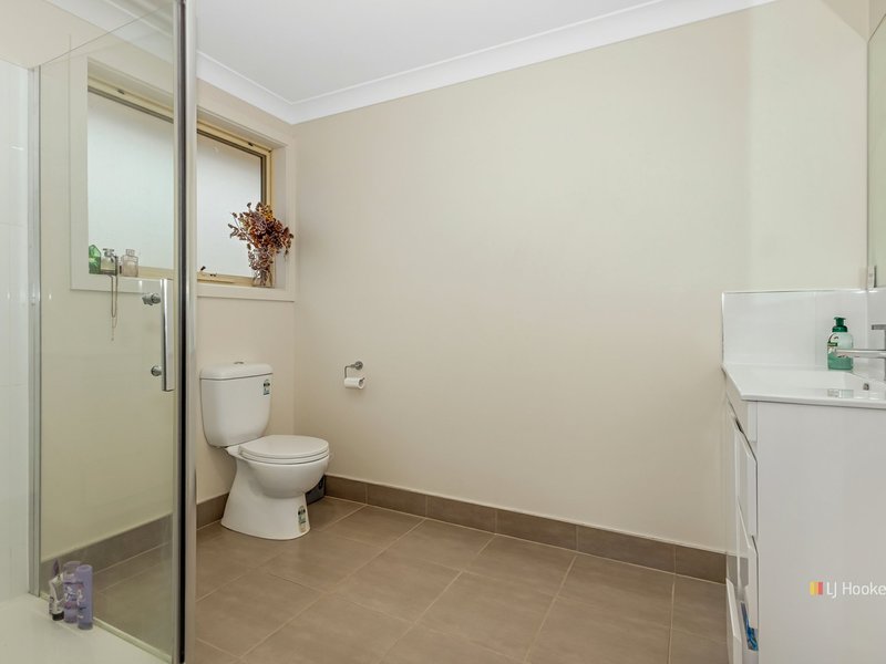 Photo - Unit 2/29 Freestone Crescent, Wynyard TAS 7325 - Image 10