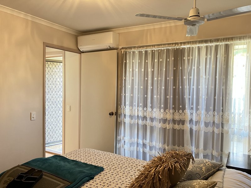 Photo - Unit 2/3 Belvedere St , Clontarf QLD 4019 - Image 9