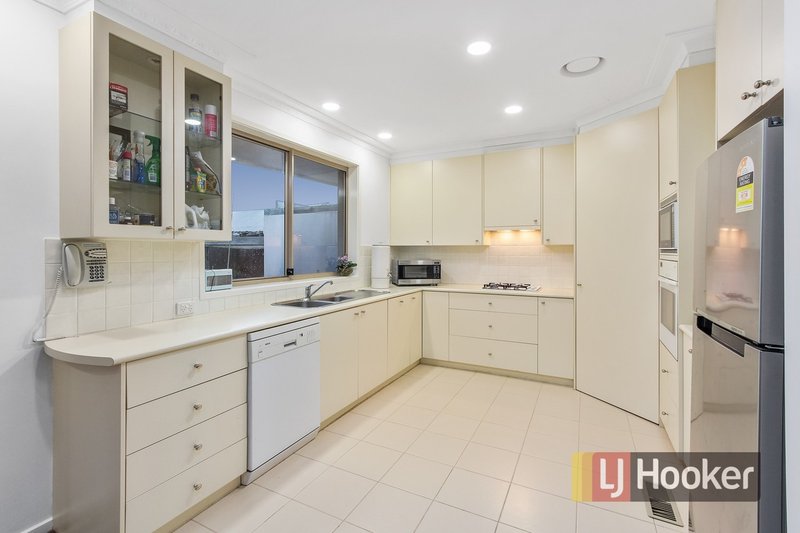 Photo - Unit 2/3 Howard Street, Glen Iris VIC 3146 - Image 2