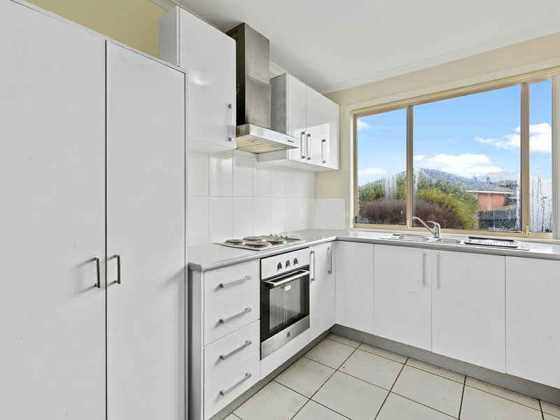 Photo - Unit 2/3 Mayfield Crescent, Bridgewater TAS 7030 - Image 4