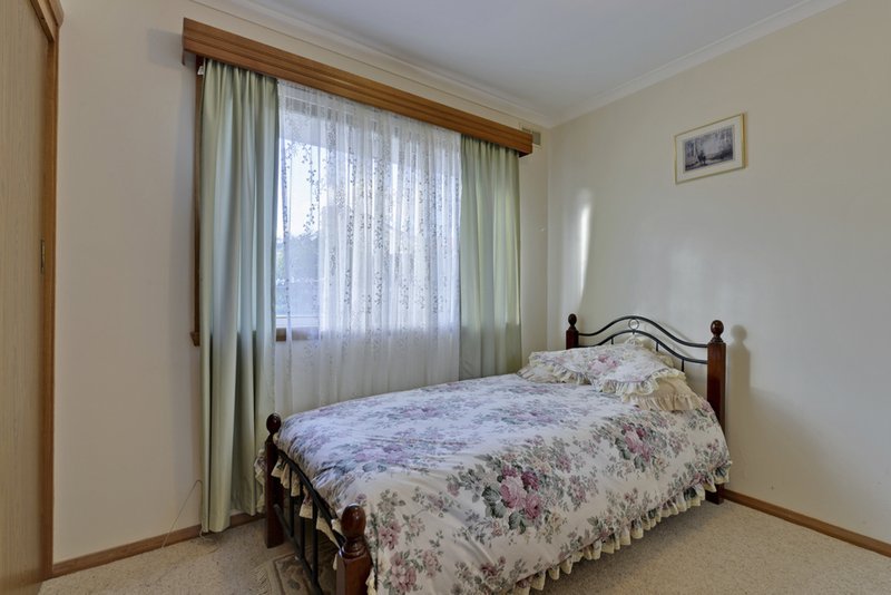 Photo - Unit 2/3 Pera Court, Howrah TAS 7018 - Image 8