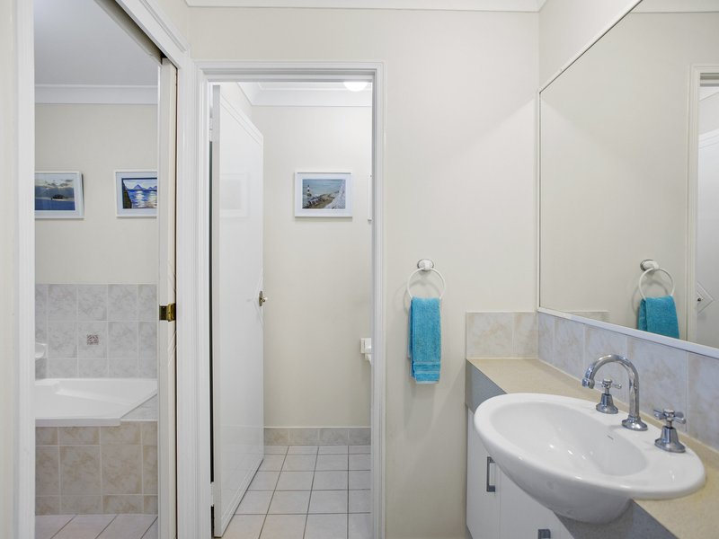 Photo - Unit 2/30 Hoya Cres , Bongaree QLD 4507 - Image 13