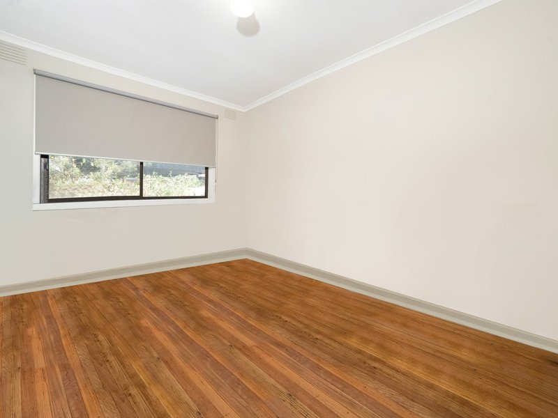 Photo - Unit 2/31 Verbena Crescent, Noble Park VIC 3174 - Image 5