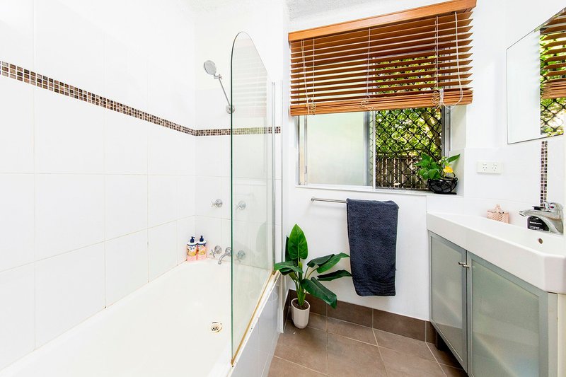 Photo - Unit 2/32 Agnes Street, Morningside QLD 4170 - Image 7