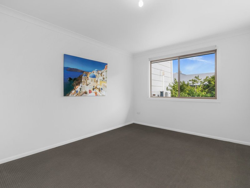 Photo - Unit 2/37 Moore Street, Morningside QLD 4170 - Image 7