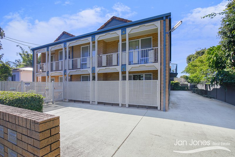 Unit 2/38 Hawthorne Street, Woody Point QLD 4019