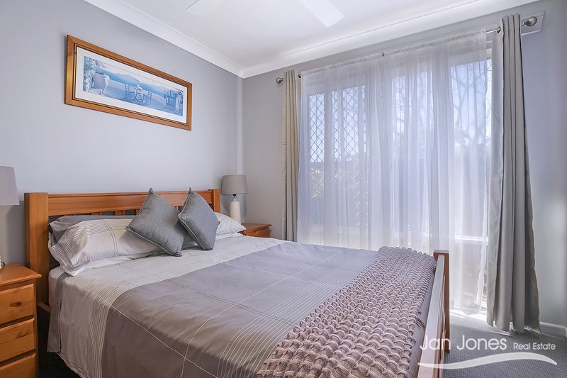 Photo - Unit 2/38 Hawthorne Street, Woody Point QLD 4019 - Image 9