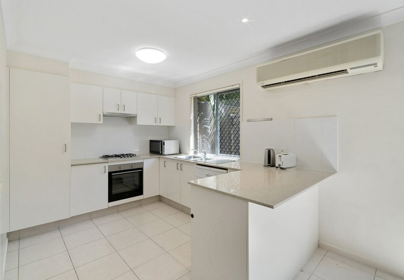 Photo - Unit 2/38 River Hills Road, Eagleby QLD 4207 - Image 2