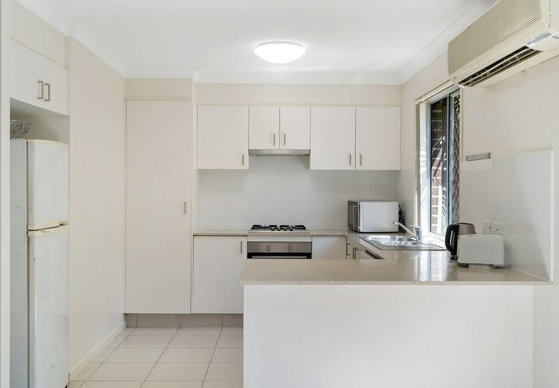 Photo - Unit 2/38 River Hills Road, Eagleby QLD 4207 - Image 3