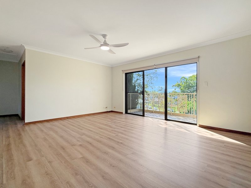 Photo - Unit 2/4 Fairlie Cres , Moffat Beach QLD 4551 - Image 5