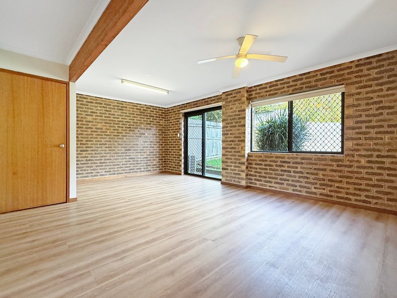 Photo - Unit 2/4 Fairlie Cres , Moffat Beach QLD 4551 - Image 10