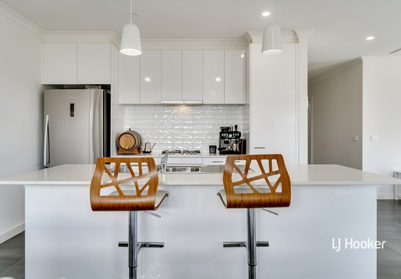 Photo - Unit 2/40 Mckenzie Street, Broadford VIC 3658 - Image 4