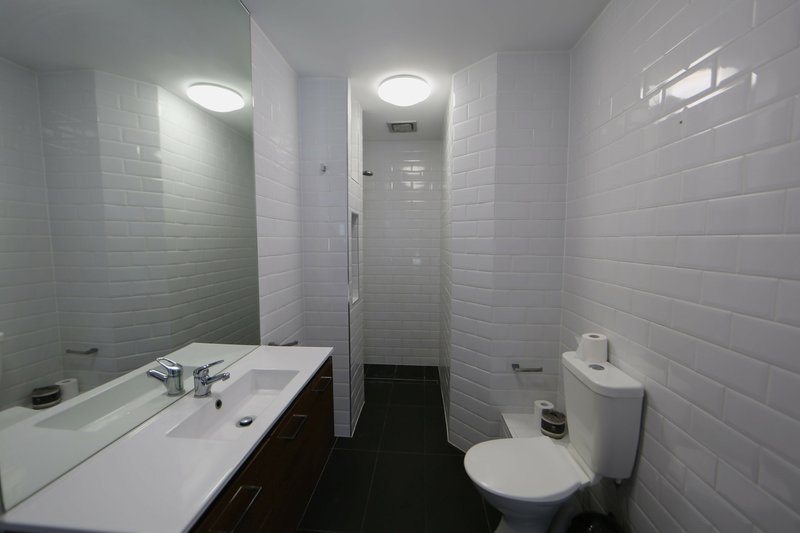 Photo - Unit 24/128 Bowen Street, Spring Hill QLD 4000 - Image 7