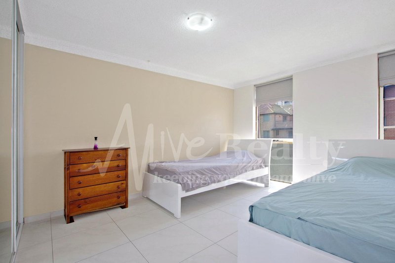 Photo - Unit 24/25 Norfolk St , Liverpool NSW 2170 - Image 5