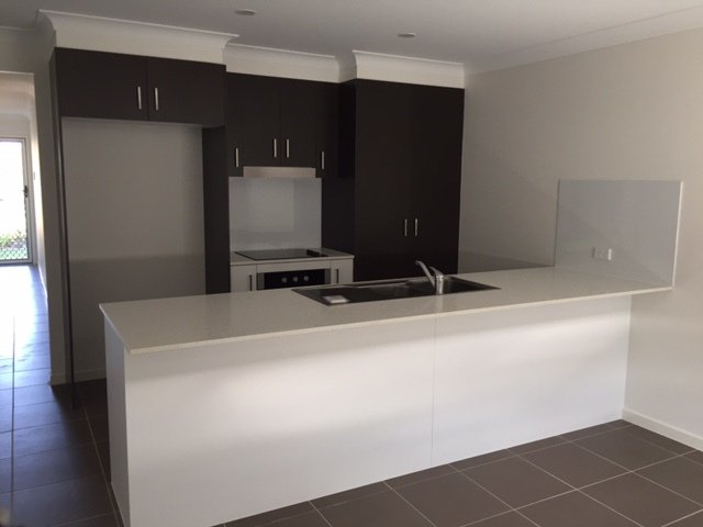 Photo - Unit 2/43 Lagoon Road, Burpengary QLD 4505 - Image 2