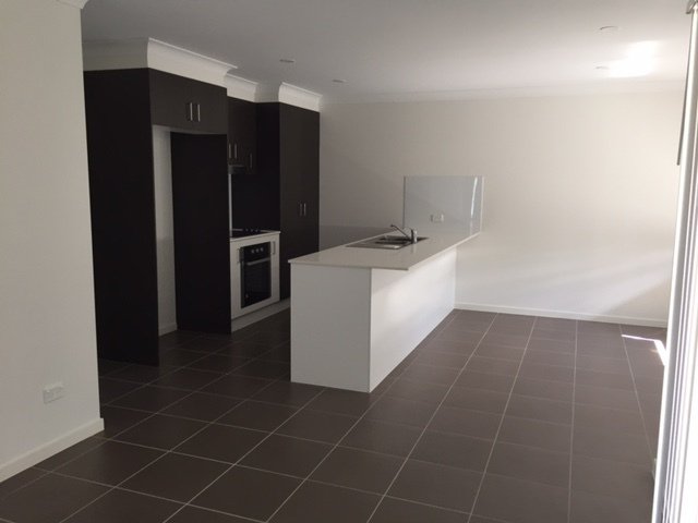 Photo - Unit 2/43 Lagoon Road, Burpengary QLD 4505 - Image 3