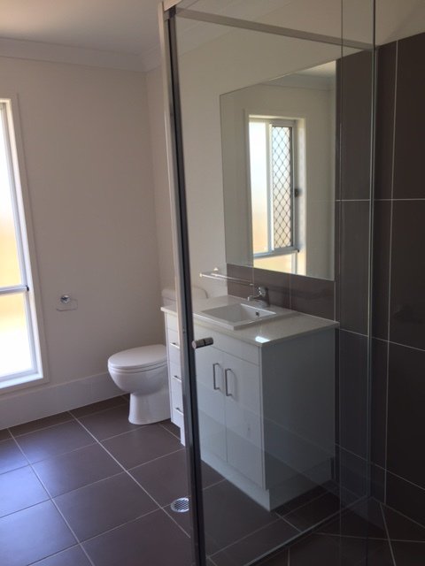 Photo - Unit 2/43 Lagoon Road, Burpengary QLD 4505 - Image 4