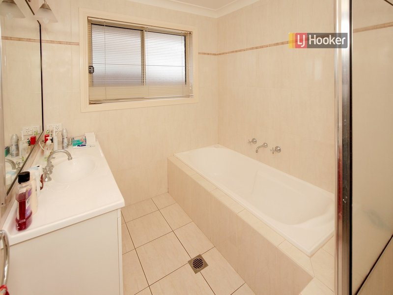 Photo - Unit 2/45 Jack Avenue, Mount Austin NSW 2650 - Image 7