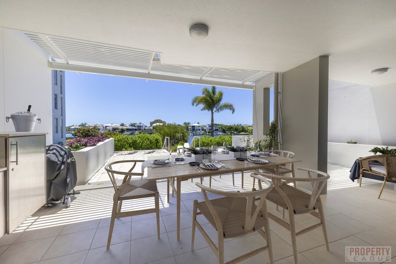 Unit 24/7 Grand Parade, Kawana Island QLD 4575