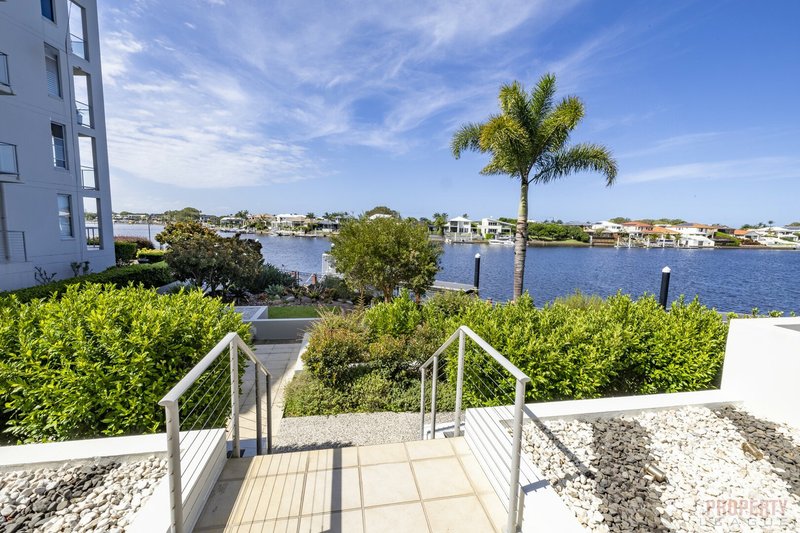 Photo - Unit 24/7 Grand Parade, Kawana Island QLD 4575 - Image 26