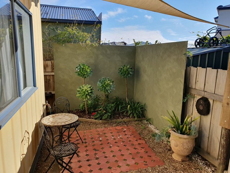 Photo - Unit 2/5 Collett Court, St Leonards VIC 3223 - Image 6