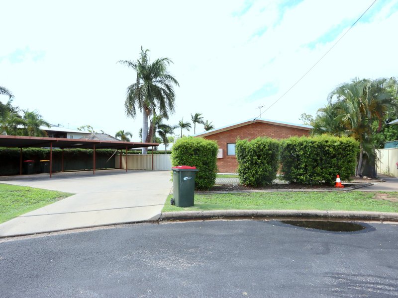 Unit 2/5 Gibson Grove, Emerald QLD 4720