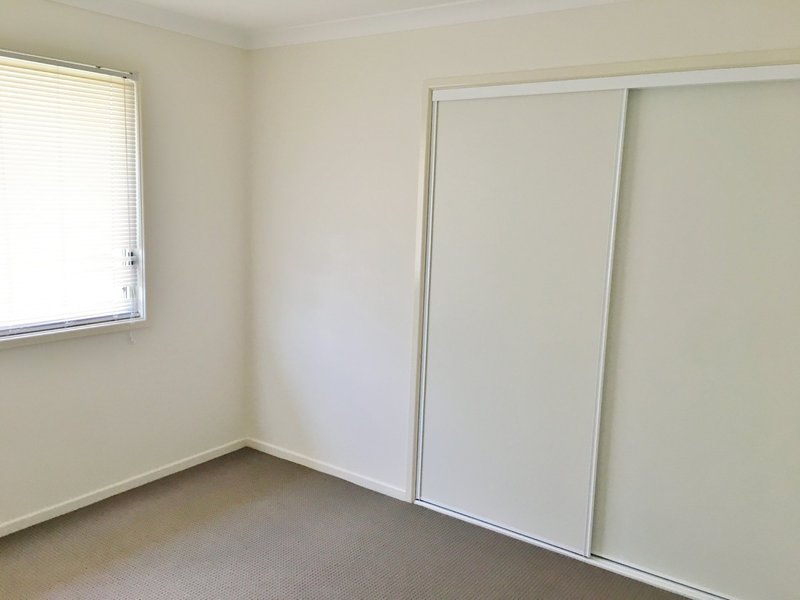 Photo - Unit 2/51 Webster Street, Kingaroy QLD 4610 - Image 8