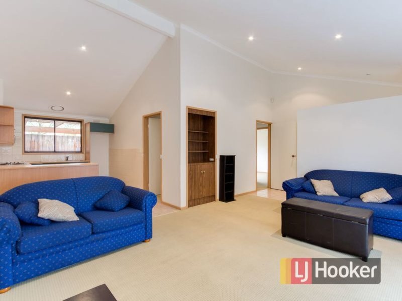 Photo - Unit 25/20 Somerville Road, Hampton Park VIC 3976 - Image 3