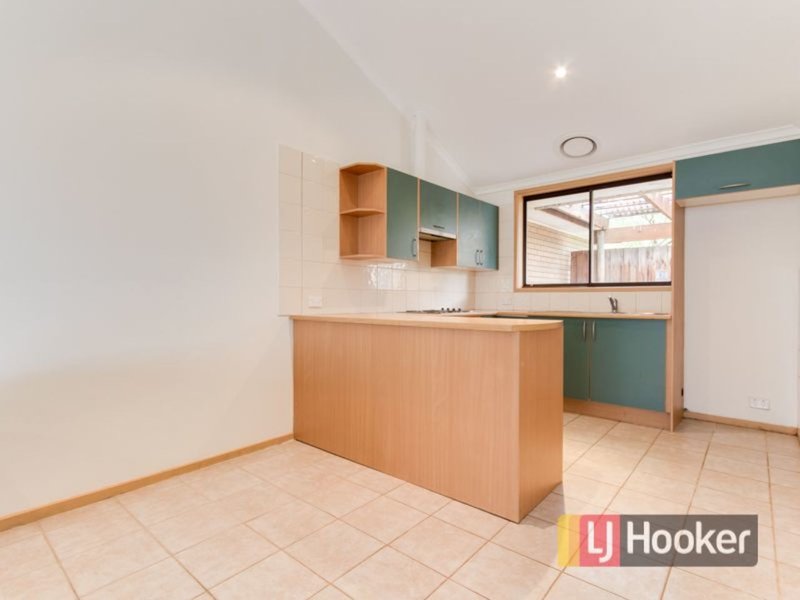 Photo - Unit 25/20 Somerville Road, Hampton Park VIC 3976 - Image 5