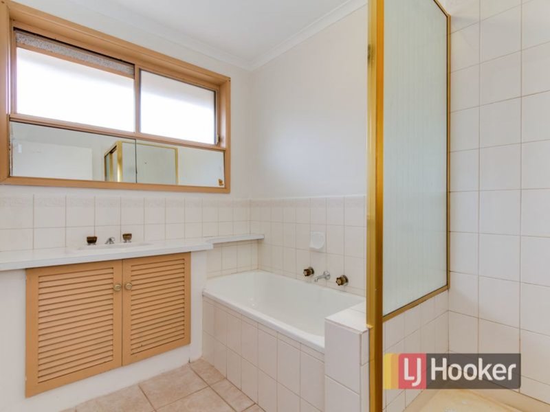 Photo - Unit 25/20 Somerville Road, Hampton Park VIC 3976 - Image 8