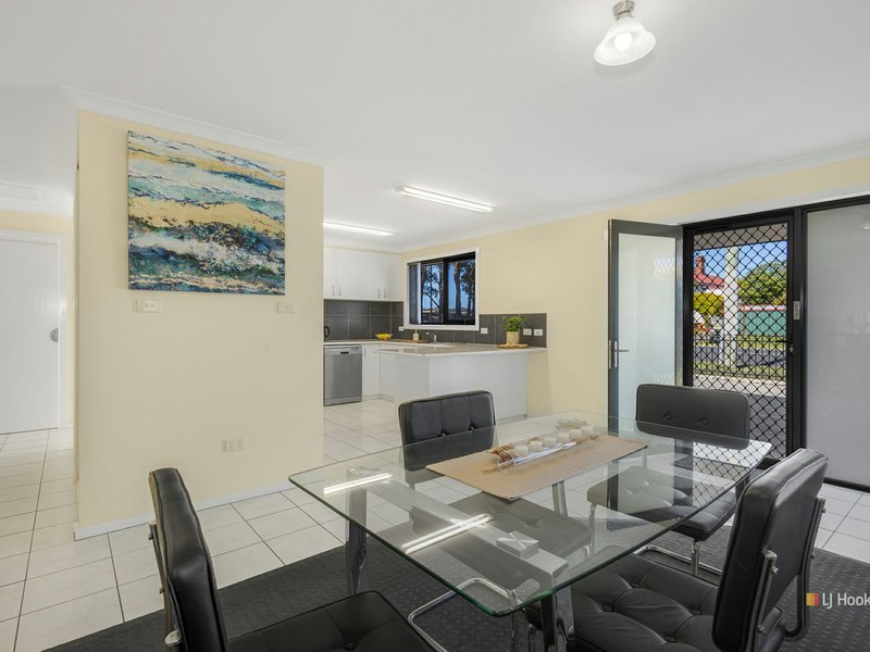 Photo - Unit 2/57a Saunders Street, Wynyard TAS 7325 - Image 5