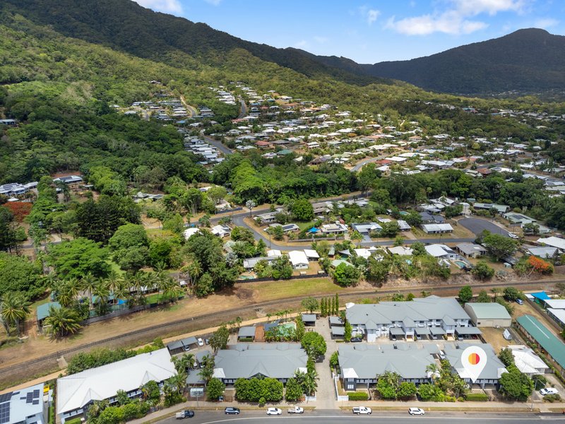 Photo - Unit 2/58-70 Redlynch Intake Road, Redlynch QLD 4870 - Image 2