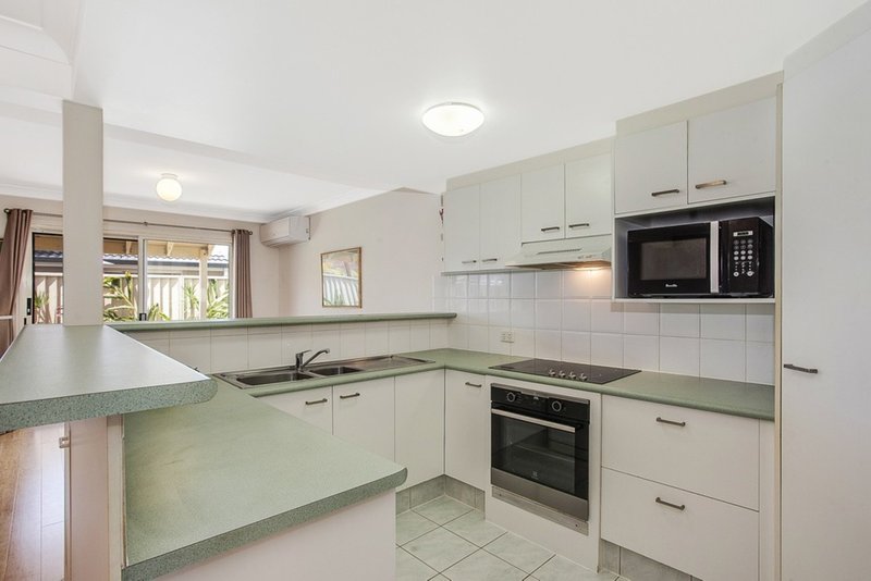 Photo - Unit 25/84 Cumberland Drive, Varsity Lakes QLD 4227 - Image 6