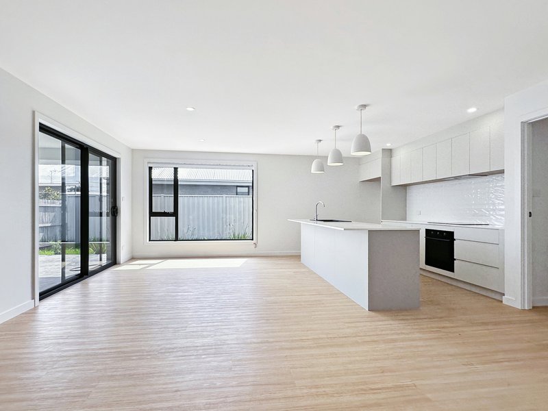 Photo - Unit 2/6 Mill Court, St Helens TAS 7216 - Image 3