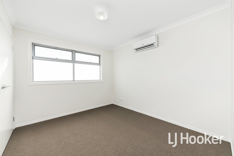 Photo - Unit 2/6. Robert Street, Dandenong VIC 3175 - Image 6