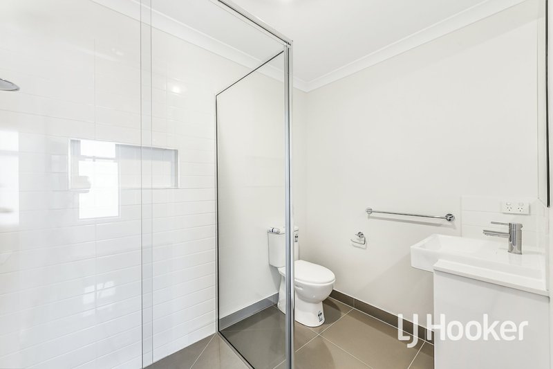 Photo - Unit 2/6. Robert Street, Dandenong VIC 3175 - Image 9