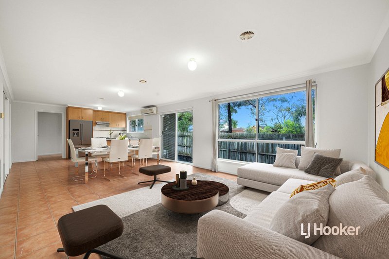 Photo - Unit 2/63 Macedon Street, Hoppers Crossing VIC 3029 - Image 2